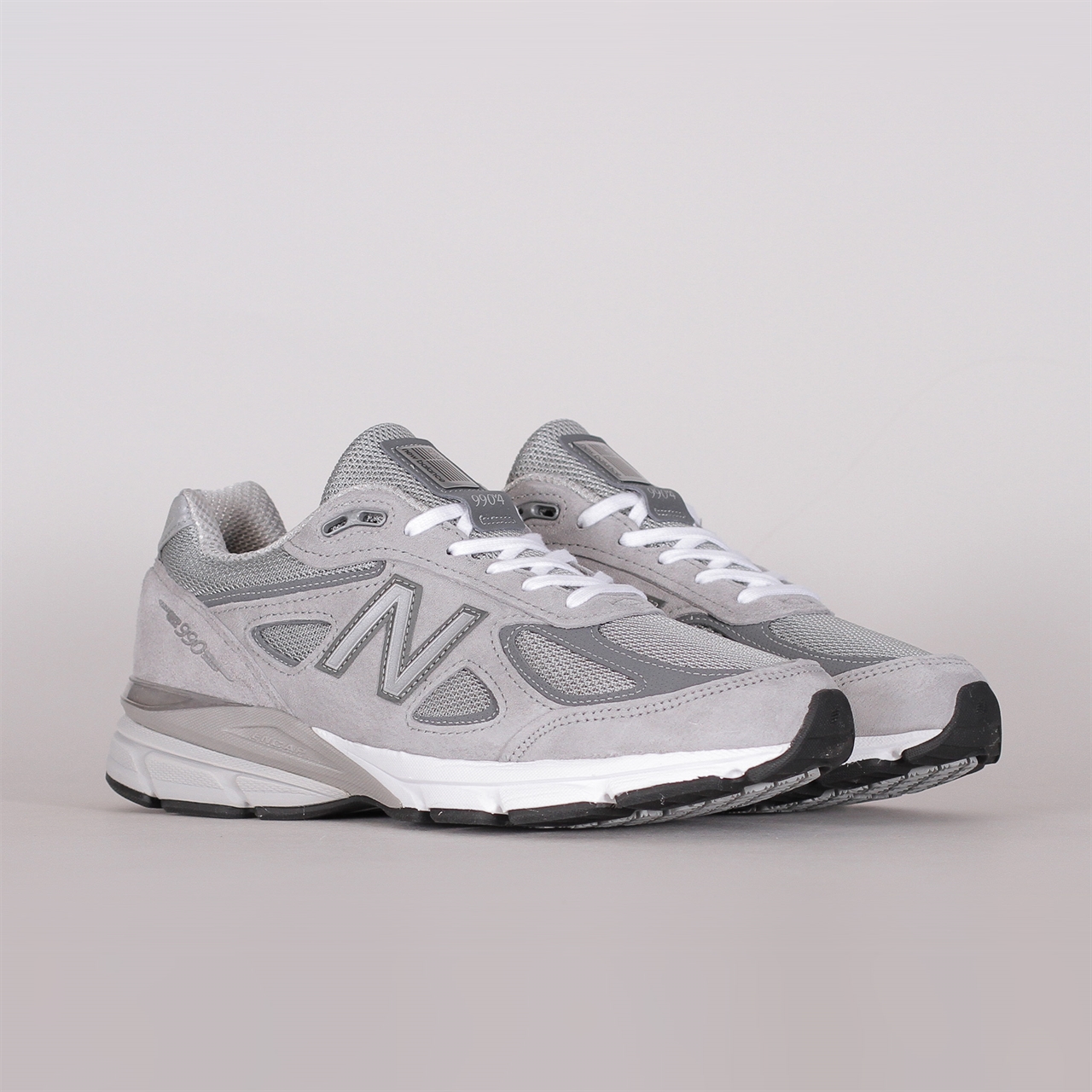 new balance 990 v 4