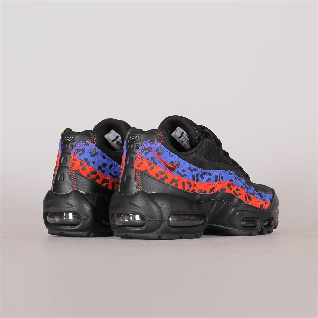 Air max 95 premium black leopard habanero hotsell red/racer blue