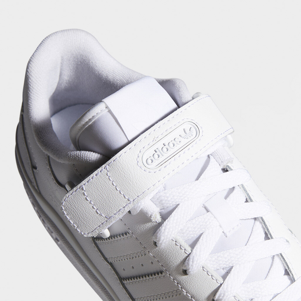 Shelta Adidas Originals Forum Low White (FY7755)